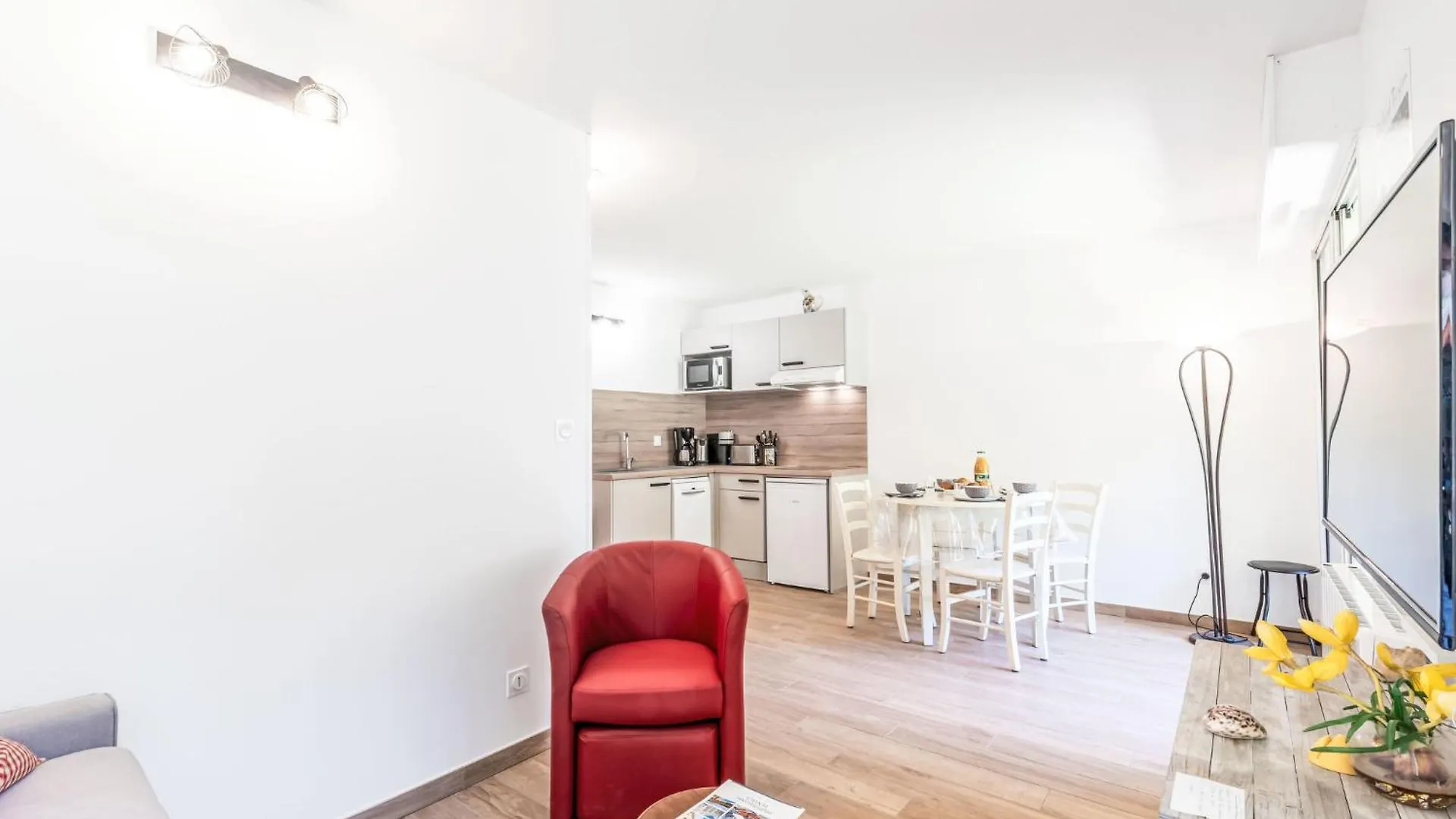 Apartment Caesar Domus-3 By Interhome سان تروبيه 0*, سان تروبيه